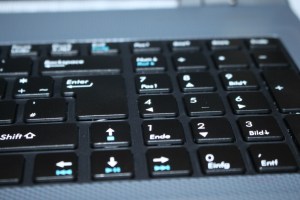 angenehm ergonomische Tastatur